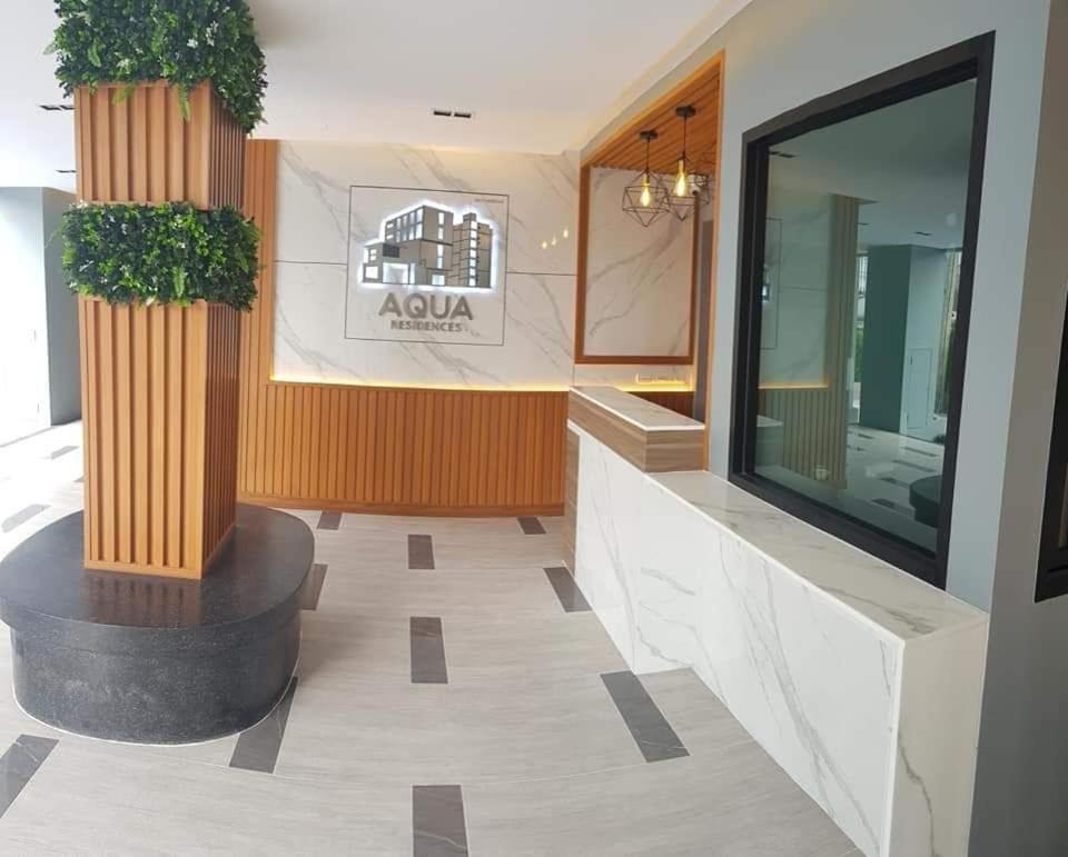Aqua Residences อควา เรสซิเดนซ์ ห้องพักใหม่ให้เช่า ติดรถไฟฟ้าสถานีวุฒากาศ Bangkok Esterno foto